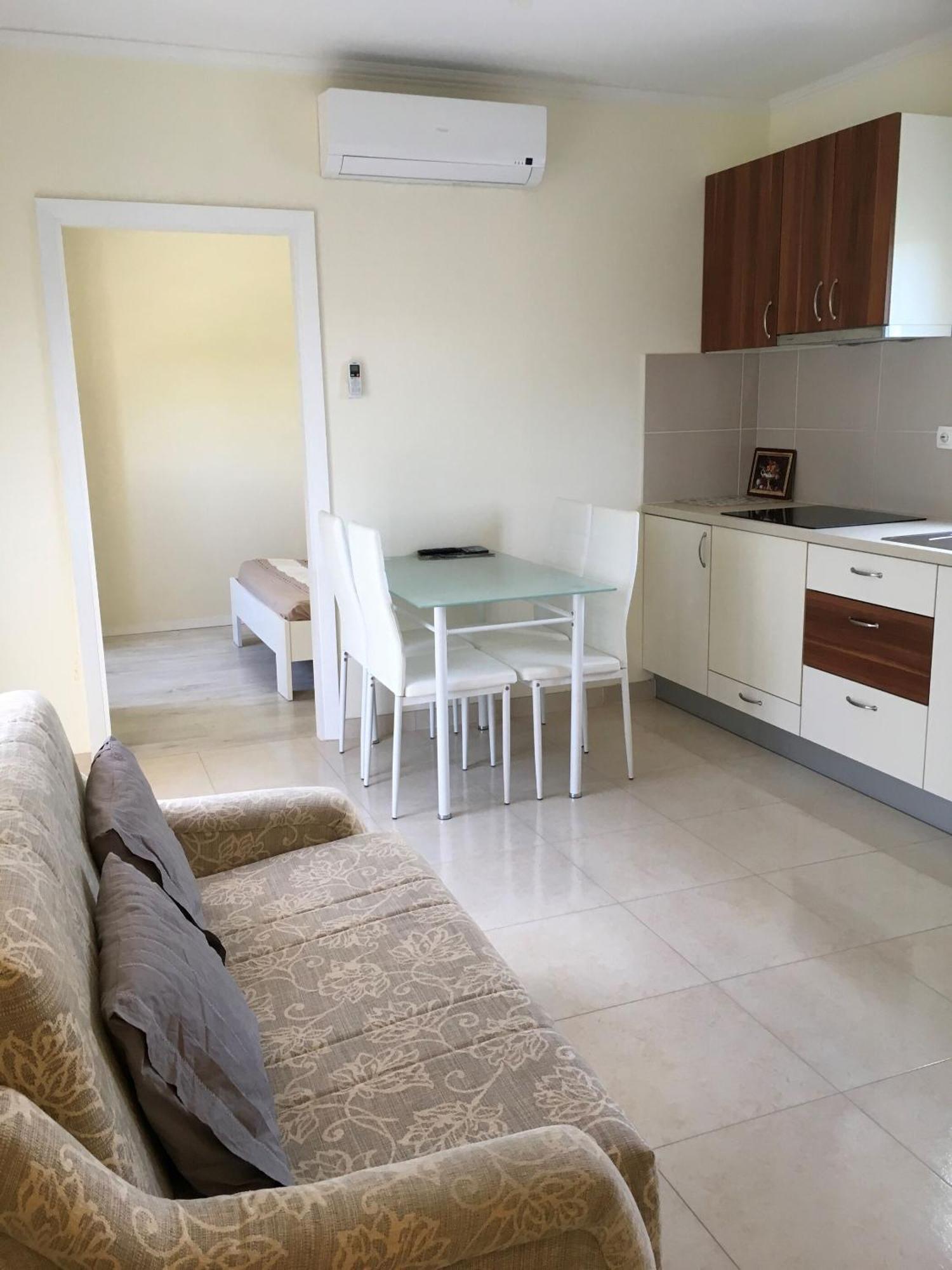 Apartments Lipovica Sukošan Eksteriør billede