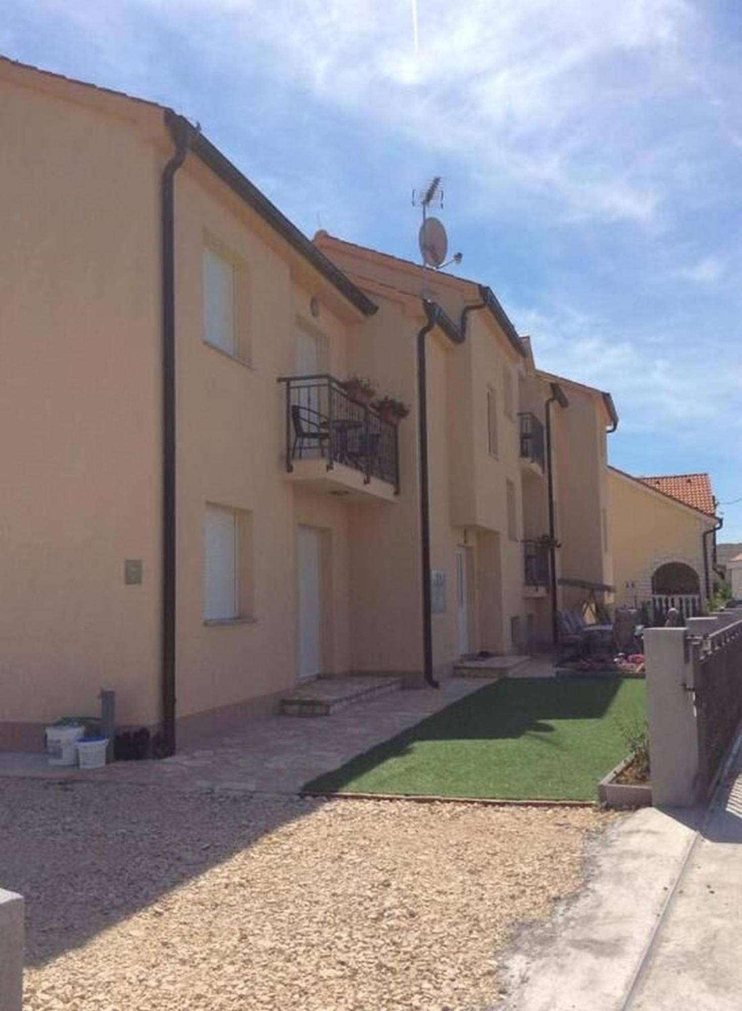 Apartments Lipovica Sukošan Eksteriør billede